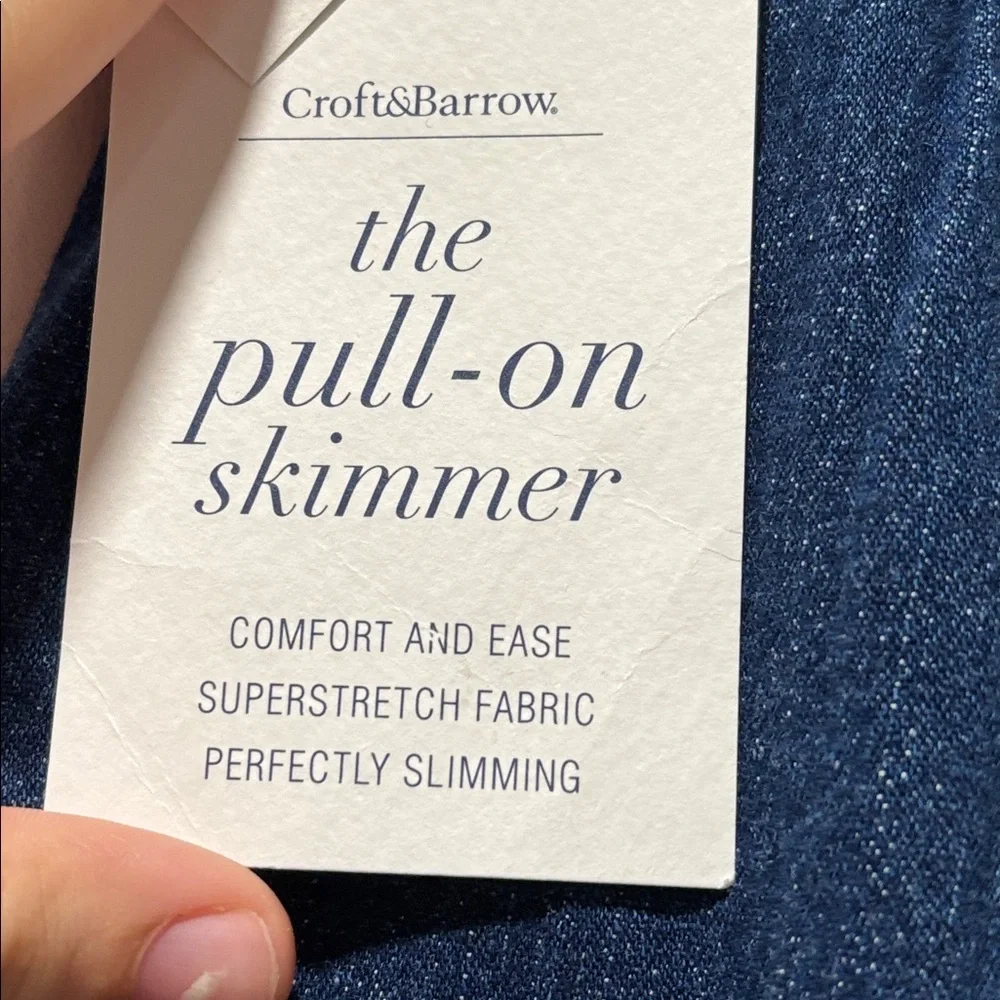 Croft & Barrow Dark Blue Mid Rise Pull-on Skimmer Jeans - Picture 6 of 6